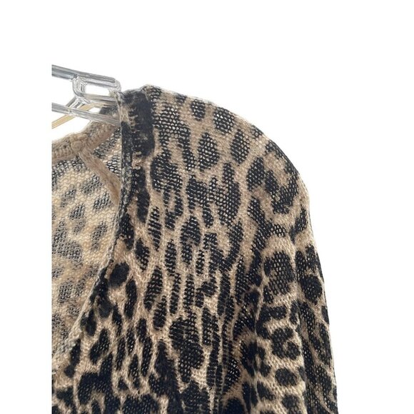 By Together Womens V-Neck Pullover Leopard Print Sweater Size Small - Picture 3 of 9